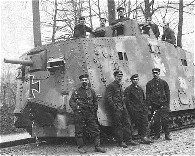 Sturmpanzerwagen A7V tank 1918