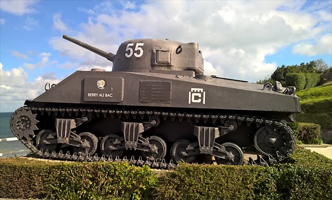 D-Day memorial M4A2 Sherman Arromanches-les-Bains 