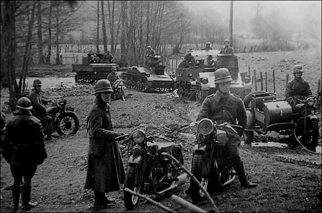 SCarden Loyd Tank varients 1940