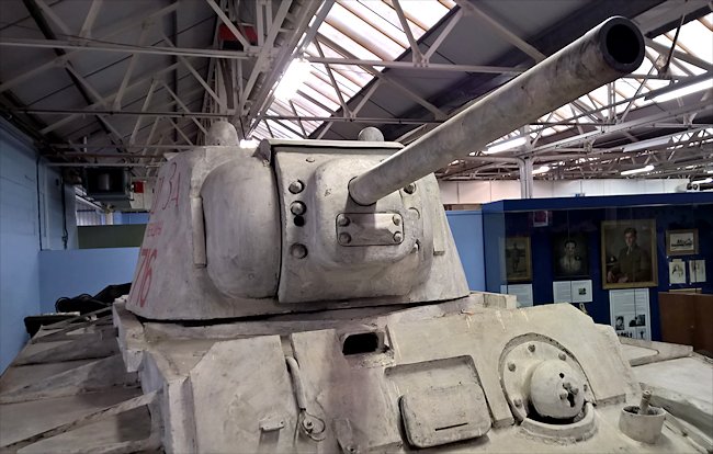 KV-1 Heavy Tank's 76.2mm gun