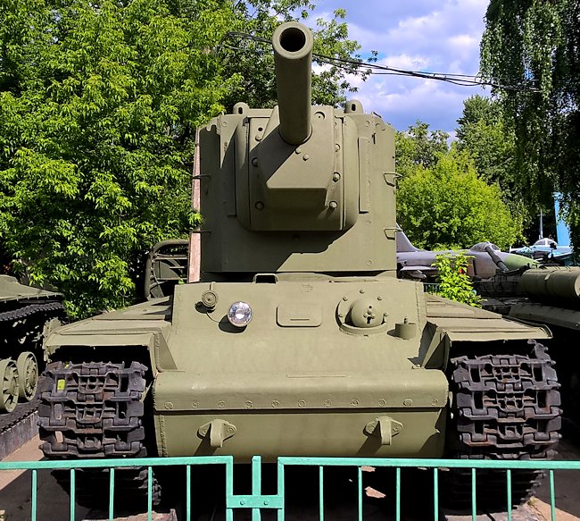 Surviving Russian Soviet WW2 KV-2 Heavy Tank