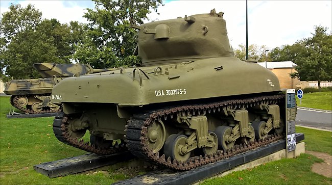 M4A1 Sherman (1942-1943) - Museum of The American G.I.