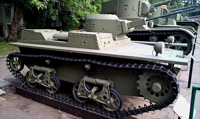 Restored Soviet WW2 T-38 20mm ShVAK  Amphibious Tank