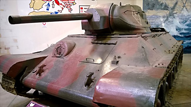 Restored Russian Soviet WW2 T34/76 Medium Tank