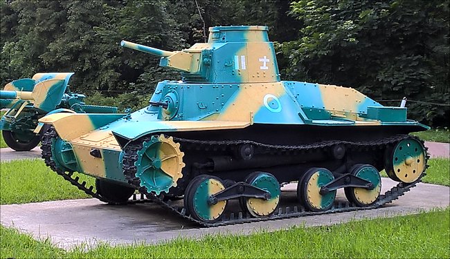 restored Japanese WW2 Type 95 Ha-Go light tank